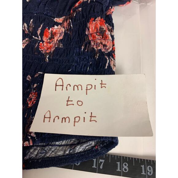 Maurices Womens Top SZ 1X Dark floral cottagecore smocked boho - Picture 10 of 10